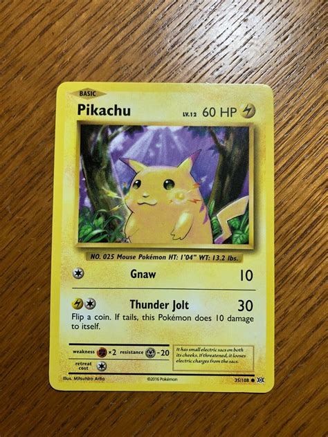 Pikachu Basic 35/108 60HP LV 12 2016 pokemon trading card.